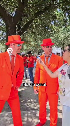 ¿NO ERA PENAL? Esto respondió la afición de Países Bajos