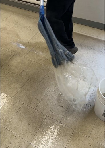 How to Strip Your Floor for a Perfect Finish