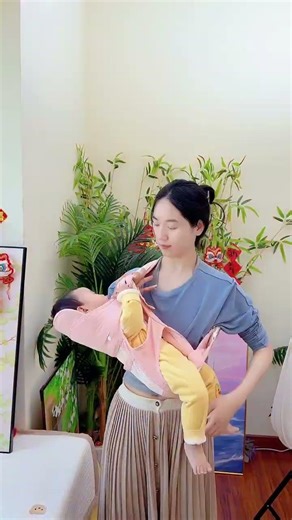 The baby's traditional Chinese style vest is really beautiful. It is #baby vest#babypadded😍🤩..