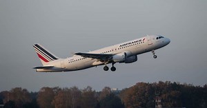 TERROR AT 4,000 FEET: Hero pilots of Air France 777 from JFK to Paris heard yelling 'STOP, STOP' before averting crash