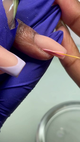 How to Perfectly Draw Smile Lines on Nails