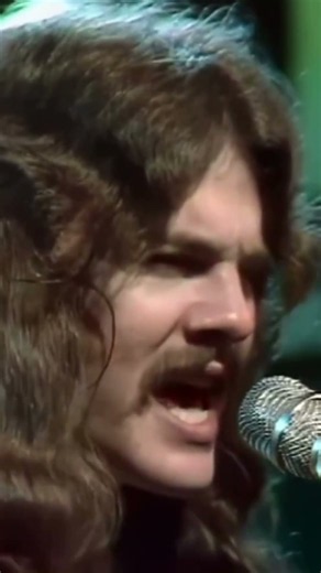 One hell of a night… back to 1974, when we took the stage on The Old Grey Whistle Test.🎸