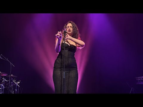 Sabrina Claudio - Nurture live in Utrecht may 6th 2023