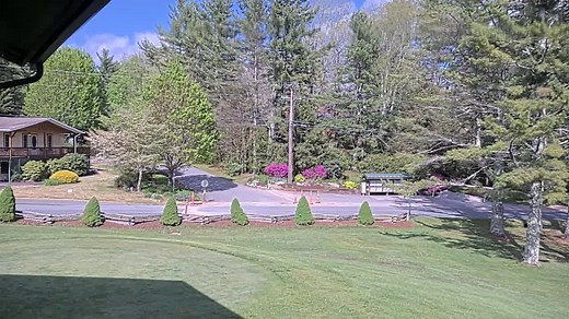 Golf Course Webcam - Linville Land Harbor