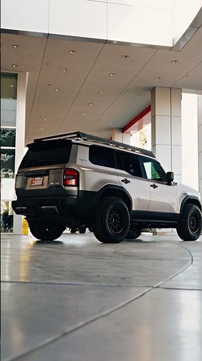 Pre-owned RTS Meteor Shower Land Cruiser
