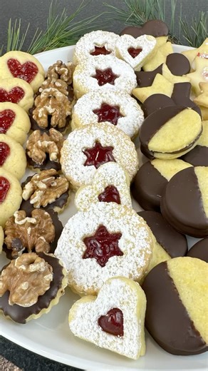 1 dough = 5 cookies 🍪 Quick, easy & super delicious!