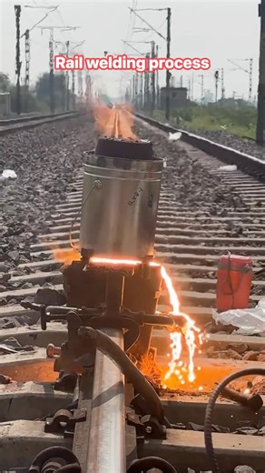 4.2K views · 1.9K reactions | Rail welding process #railwayswala #railwayreels #locopilotlife #RailwayUpdate #railwaywala #railwayexams #RailwayNews #railwaygroupd #railwayofindia #sarkarinaukri #weldingart #weldingwork #welding #railwelding #railway | Railway Wala | Facebook