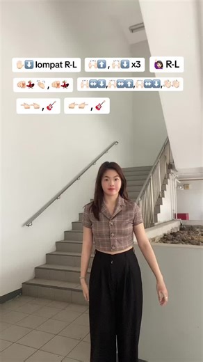 Dancing Queen TikTok Dance Tutorial with Easy Choreography