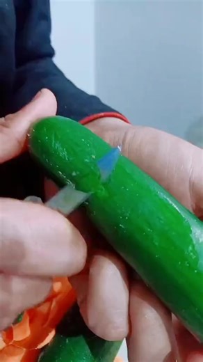 Garnishing Techniques for Stunning Dishes