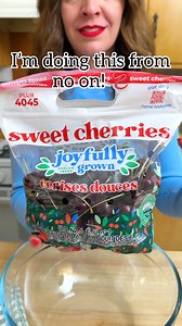 351K views · 943 reactions |  Soak cherries in ice and vinegar to remove fruit fly larvae! #cherry #freshfood | Jeff & Lauren | Facebook