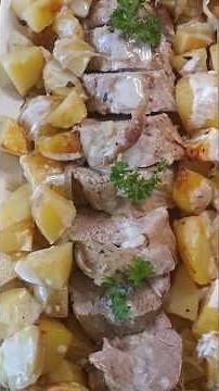 🥔🥩🔥 Fillet mignon and baked potatoes: tender and golden.