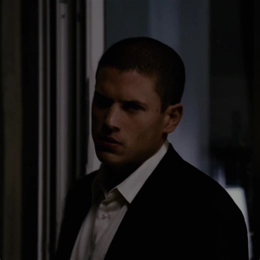 Top Wentworth Miller Moments in Prison Break
