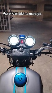Cómo soltar el clutch en moto sin acelerar para avanzar