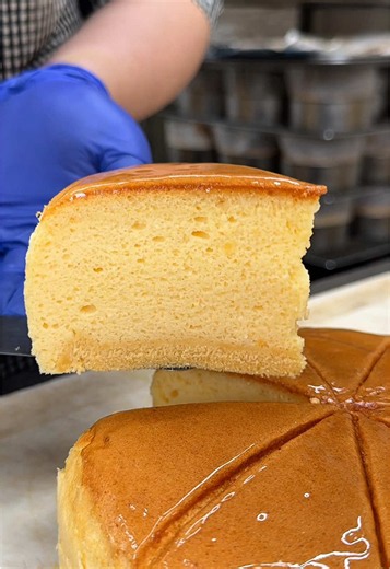 焼きたてスフレチーズケーキ | リスボン都島店（大阪）