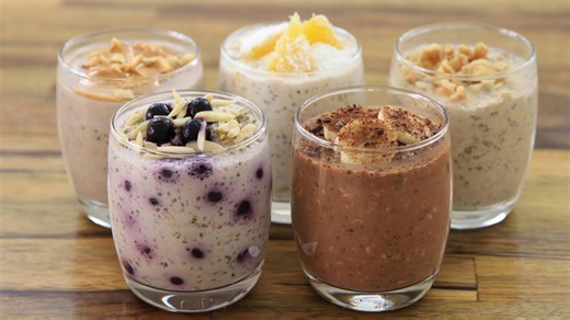 Why these Christmas-inspired overnight oats make mornings easier