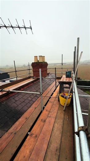 Lead Replacement on Chimneys: Essential Roofing Tips