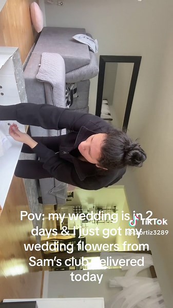 Stunning Sam's Club Wedding Flowers! 💐