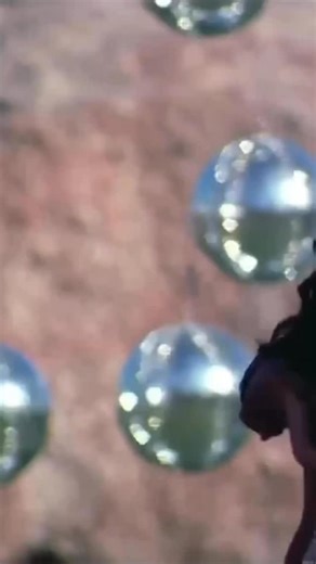 More of Kat and Akshay! Stream Ucha Lamba Kad on Gaana #gaana #chatpatagaana @katrinakaif @akshaykumar | Gaana