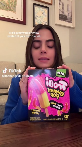 Prueba de popsicles de gusano de goma Trolli