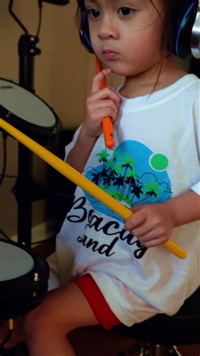 Playing Linkin Park's 'Faint' on Drums: A Young Talent