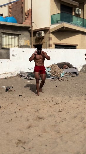 Beach Muscle Posing: Showcasing Strength and Confidence