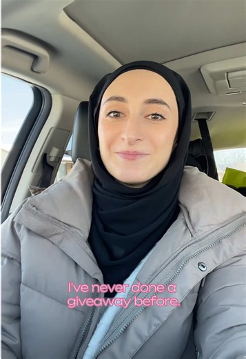 HELP! I wanna give something away to give yall my thanks! If you were to win a basic casual giveaway what would you want to get? #dramione #dramionefanfiction #hermionegranger #dracomalfoy #giveaway