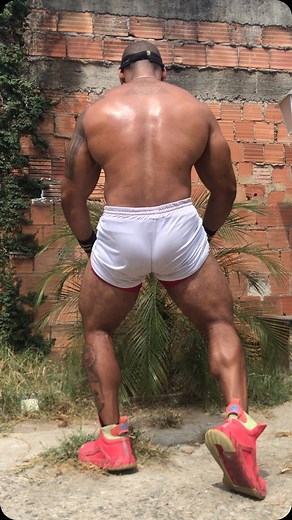 #muscleworship #musclehero #muscleking #musclegod #musclegoddess #musclegods #musclemodel #musclemodels #massivebiceps #musclechest #muscleman #muscledominationwrestling #muscledomination | Bruno Builder