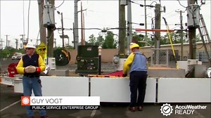 Power line safety tips everyone should know during a hurricane