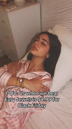 128K views · 598 reactions | brb running to @evryjewels use code AVANLEAH #evryjewels #blackfriday | Clements Twins | Facebook