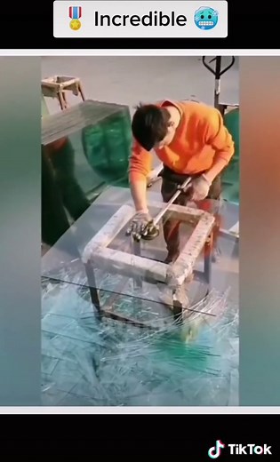 Fastest workers, watch the end 🥶 #fypシ #fastworkers #excellent #moments