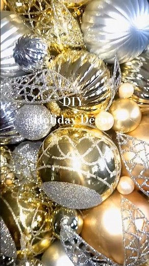 STUNNING DIY Christmas Ball Tree #diycrafts #christmasdecor #diyhomedécor #holidaycrafts