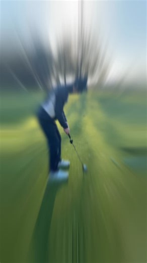 Two different putters, two very different stroke patterns These two putters have slight differences in toe hang, weighting & centre of gravity - one produced inconsistent face rotation & speed control, the other much smoother rotations & consistent release Another great example of the importance of a putter that fits what you are trying to achieve & suits your stroke tendancies 👌🏼 Data from @captogolf - invaluable feedback to nail improvements @ryanwingategolf @purdisheathgolf @captogolf #putt