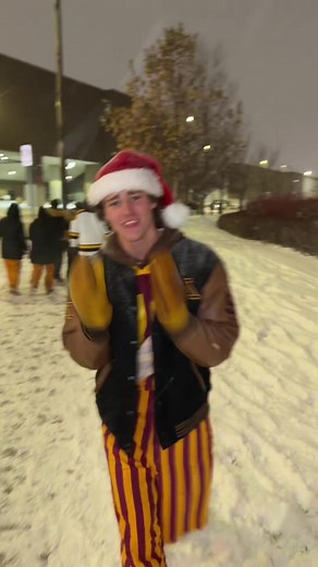 Justin Bieber's Mistletoe: A Holiday Classic