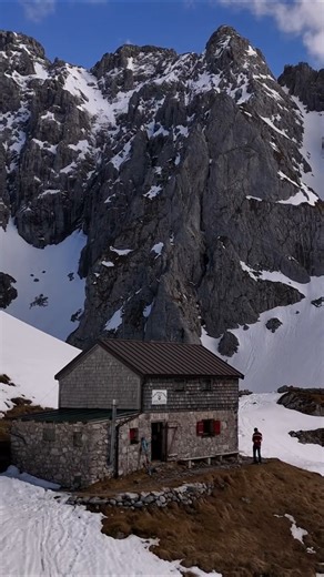 Skitour to a remote Mountain Hut #shorts #mountainhut #skimo #skitouring #alps