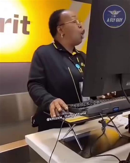 🚨🔥🇺🇸😱 Spirit Airlines is ceased ALL operations at 3 a.m. ET this Saturday. The 33-year budget airline legend is grounding its yellow fleet for good. Cheap flights just got a lot more expensive. RIP budget travel and unforgettable airport brawls.End of an era ✈️ 🪦 🧳
