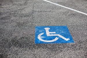 Droit des personnes handicapées, pourquoi la France est dans le viseur du Conseil de l’Europe ?