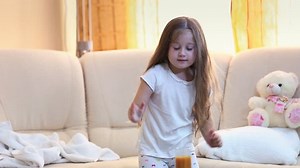Little Girl Dancing Stock Footage Video (100% Royalty-free) 18089530 | Shutterstock