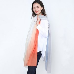 [Hot Item] Ombre Ladies Fashion Woven Merino-Wool Shawl Scarf