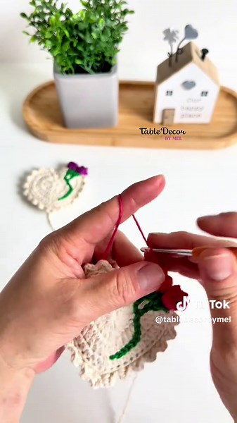 Creative Crochet Placemat Designs for Table Settings