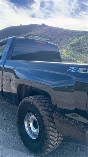 Custom Single Cab Silverado on 35s