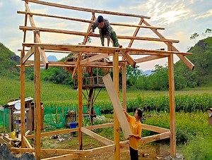748K views · 10K reactions | Build a new wooden house, frame and assemble the roof | Bushcraft TV | Facebook