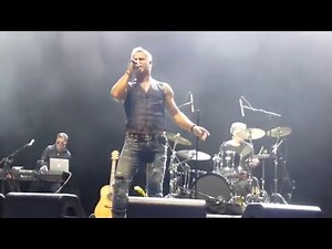 Jon Stevens Noiseworks *TOUCH* 22/11/15 Sirromet Winery QLD