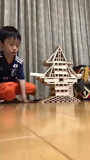 カプラでお城作り / Constructing a Castle with KAPLA