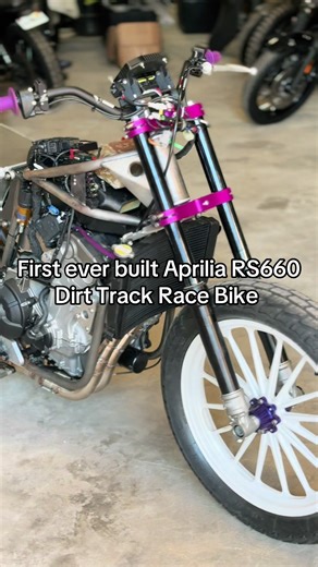 Building the First Aprilia RS660 Dirt Track Race Bike
