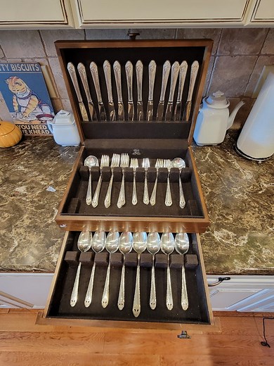 Vintage Holmes & Edwards Silver Plate Flatware Set - 55 Piece Service - Etsy