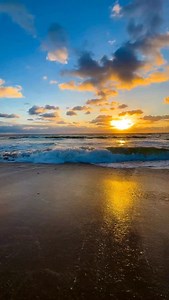 Sunrise over the Atlantic Ocean in Florida. #sunrisevideo #floridabeaches #beachvibes #dramaticsky #highlandbeach | Rob Kennedy