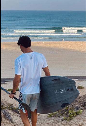 Explore Stunning SUP Surfing Moments and Experiences