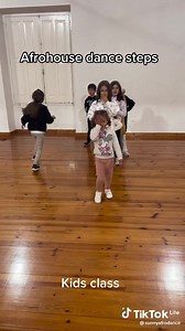 61K views · 3K reactions | Portugal em Alta PINK 2 toques Ingomblock PUXA _calça vs Trabalha viva Angola Criança não mente toques mundiais um domingo abençoado para todos nós minha família | Pink 2 Toques Angola | Facebook