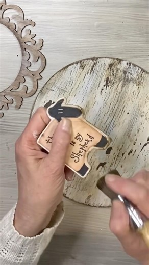 Farmhouse Spring Sign #farmhousedecor #decoupage #dollartree