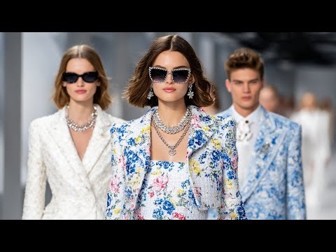 CHANEL SS 2026 Collection | Soft Neutrals & Powder Blue Runway for Women